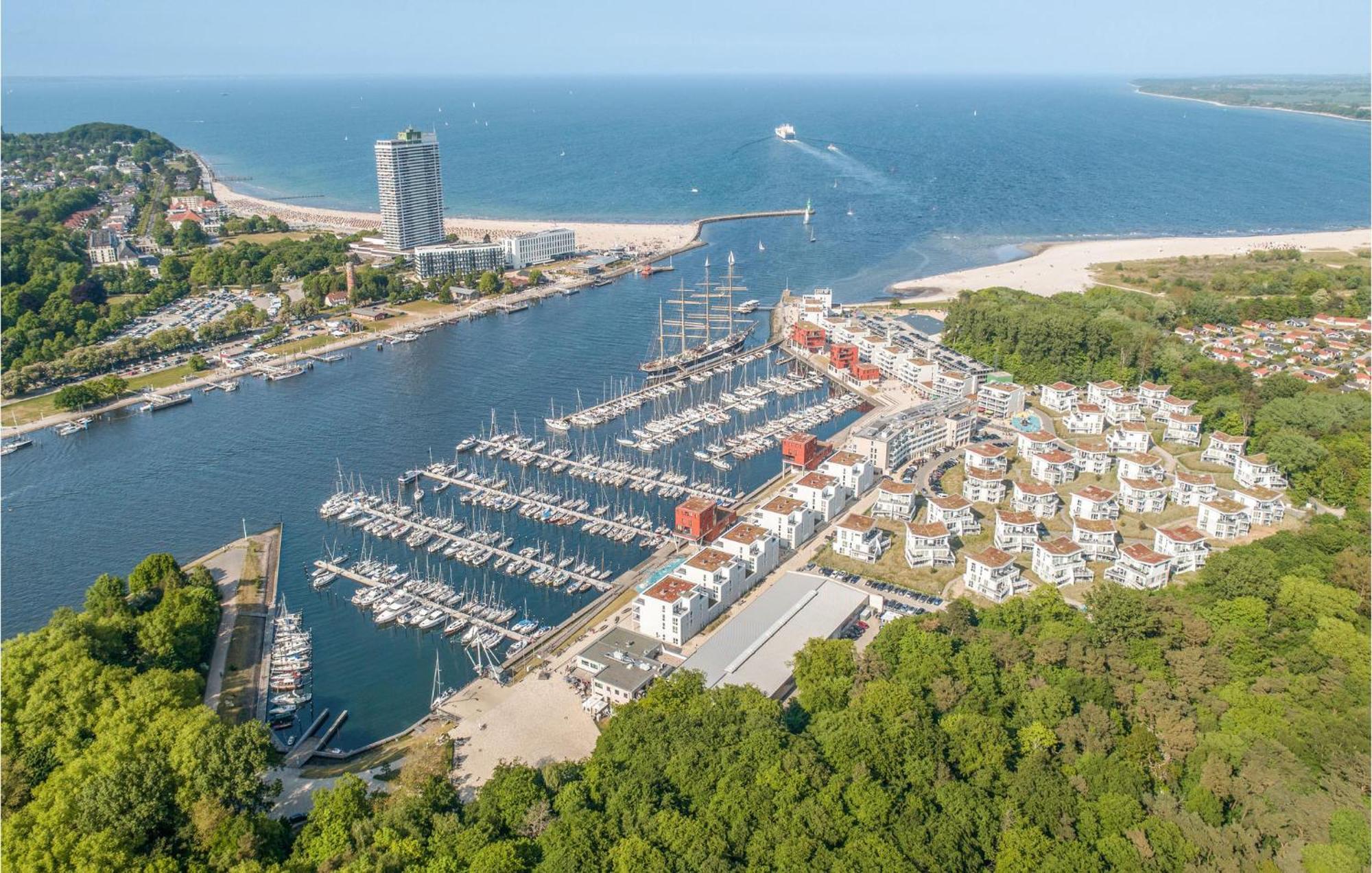 2 Bedroom Nice Apartment In Luebeck Travemuende Exterior photo